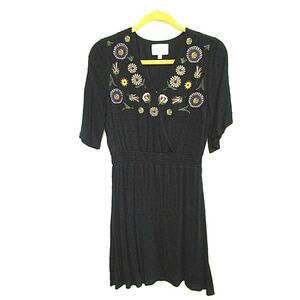 Skies Are Blue Anthropologie Black Floral Embroidered Knee Length Dress Sz S